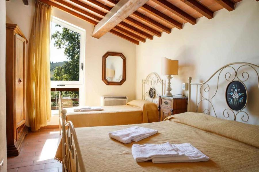 Agriturismo Podere Bucine Basso Лари Экстерьер фото
